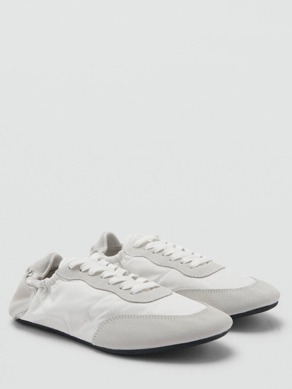 Lace up leather sneakers